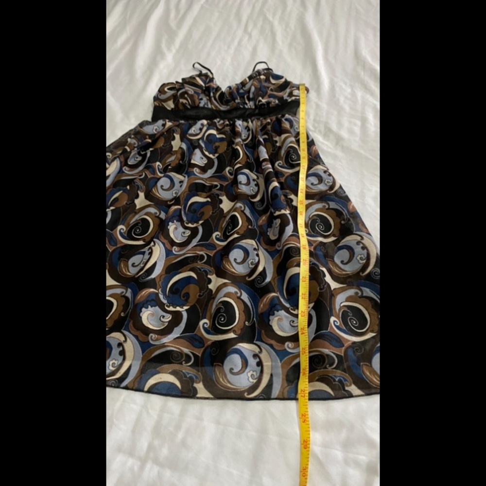 Fun Pattern Dress - Picture 4 of 5
